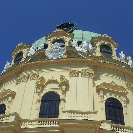 Hotel Pension Alte Muehle โคลสเตนอบวร์ก ภายนอก รูปภาพ