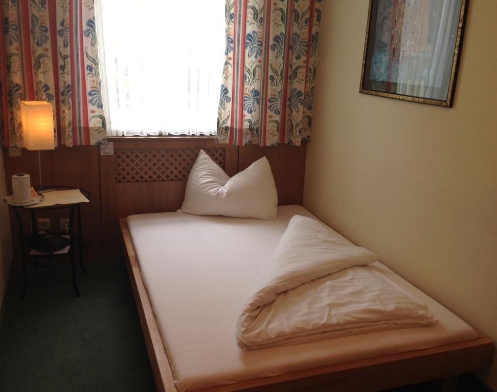 Hotel Pension Alte Muehle โคลสเตนอบวร์ก ห้อง รูปภาพ