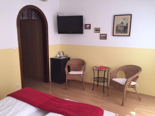 Hotel Pension Alte Muehle โคลสเตนอบวร์ก ภายนอก รูปภาพ